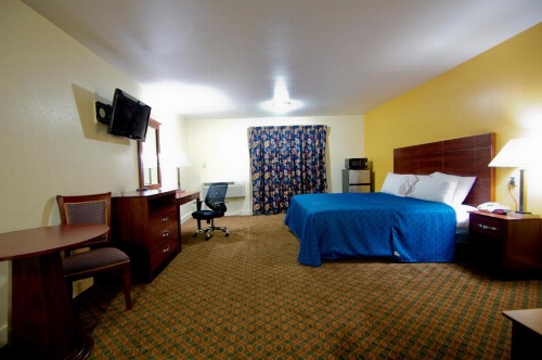 Passport Inn and Suites - Middletown image 1