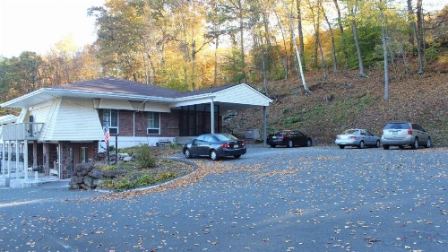 Passport Inn and Suites - Middletown image 14