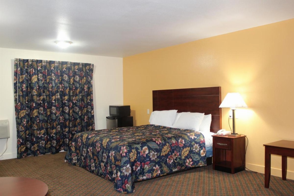 Room image 3