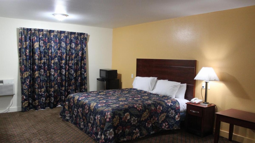Room image 3