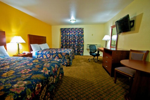 Passport Inn and Suites - Middletown image 3