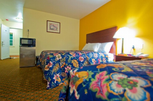 Passport Inn and Suites - Middletown image 5